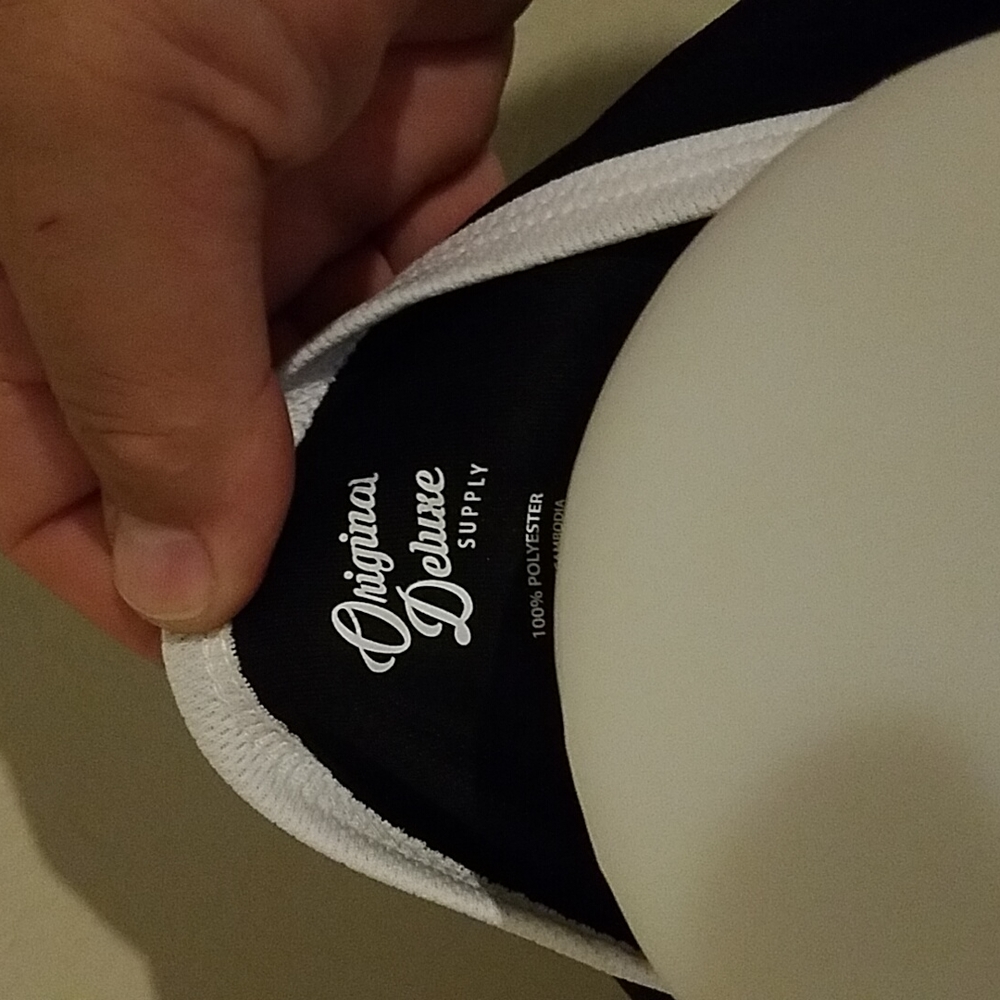 SAVAGE Tank top - Picture 2 of 2